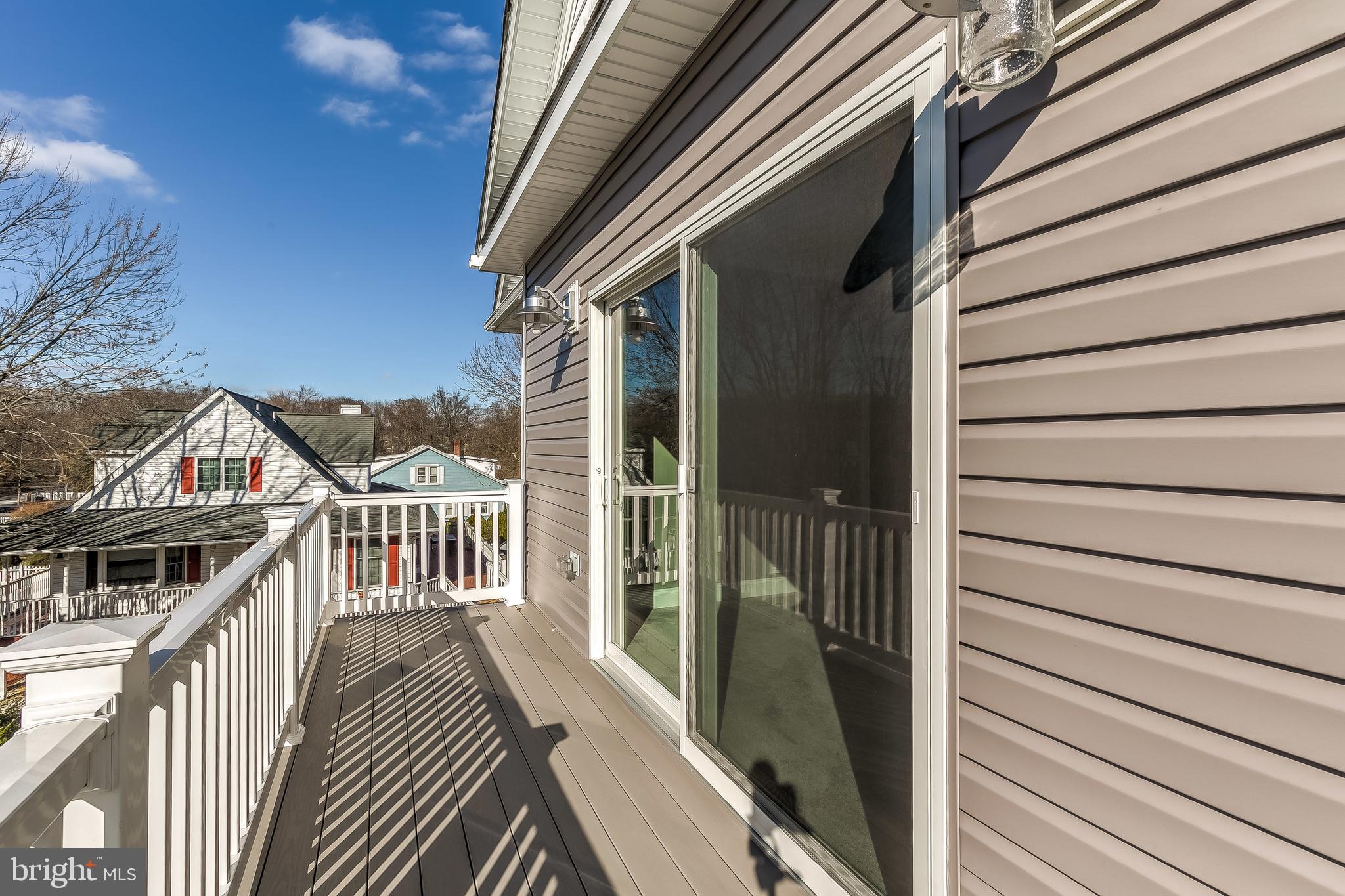 BOWLEYS QUARTERS - Residential