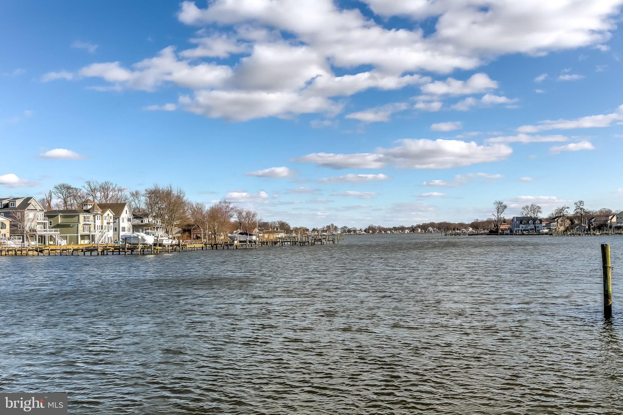 BOWLEYS QUARTERS - Residential