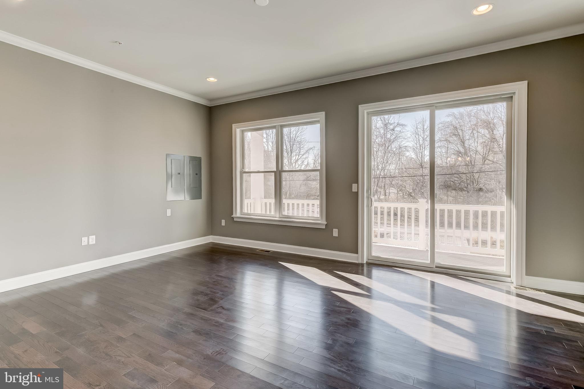 BOWLEYS QUARTERS - Residential