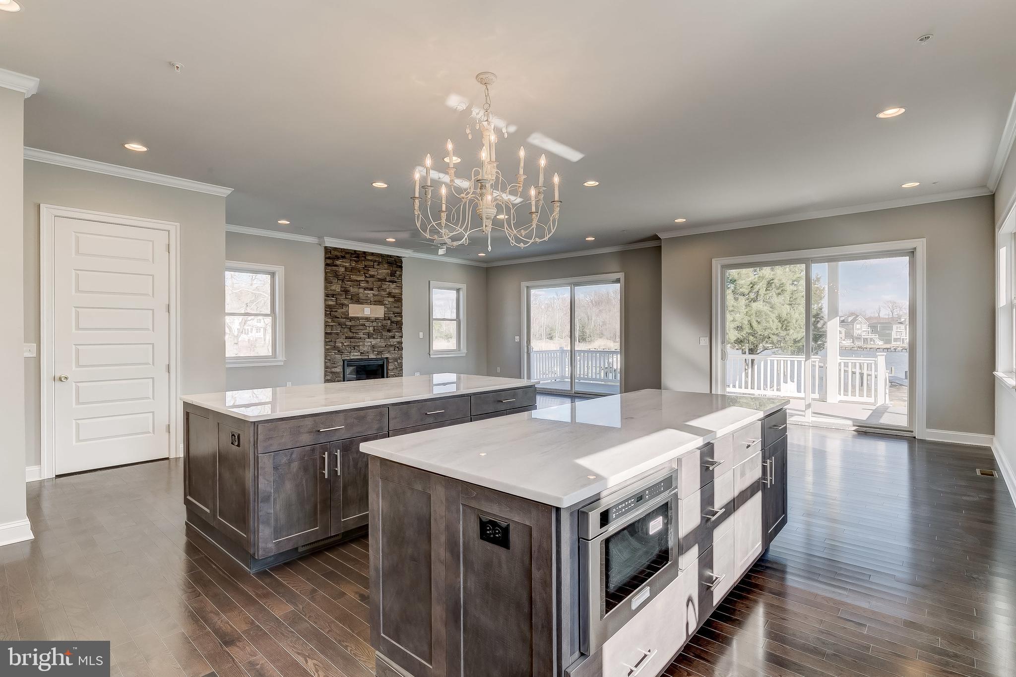 BOWLEYS QUARTERS - Residential