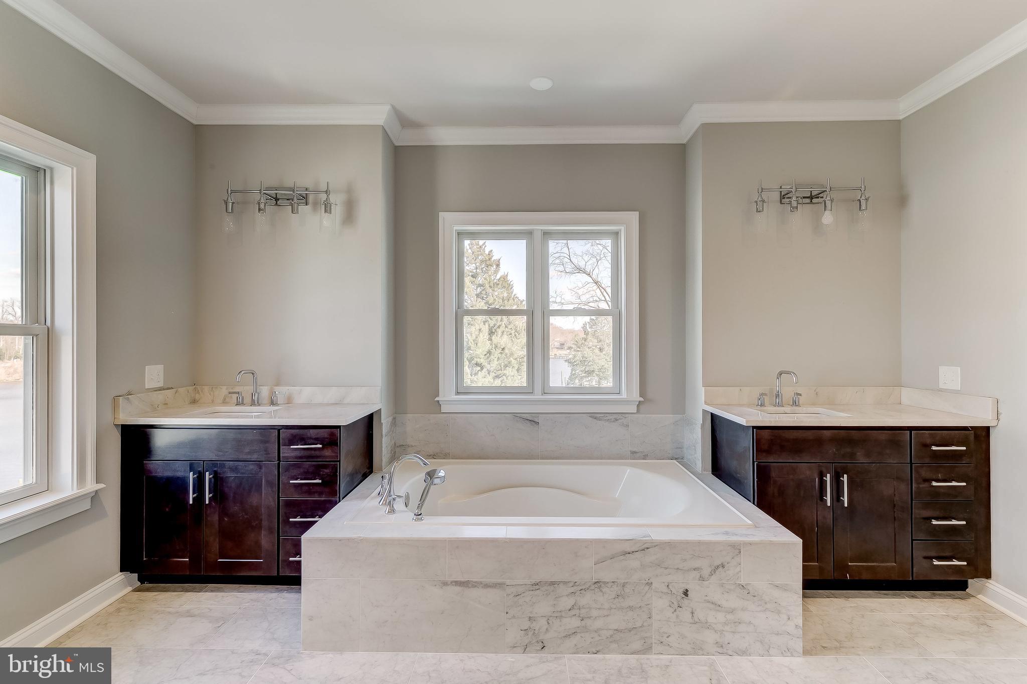 BOWLEYS QUARTERS - Residential