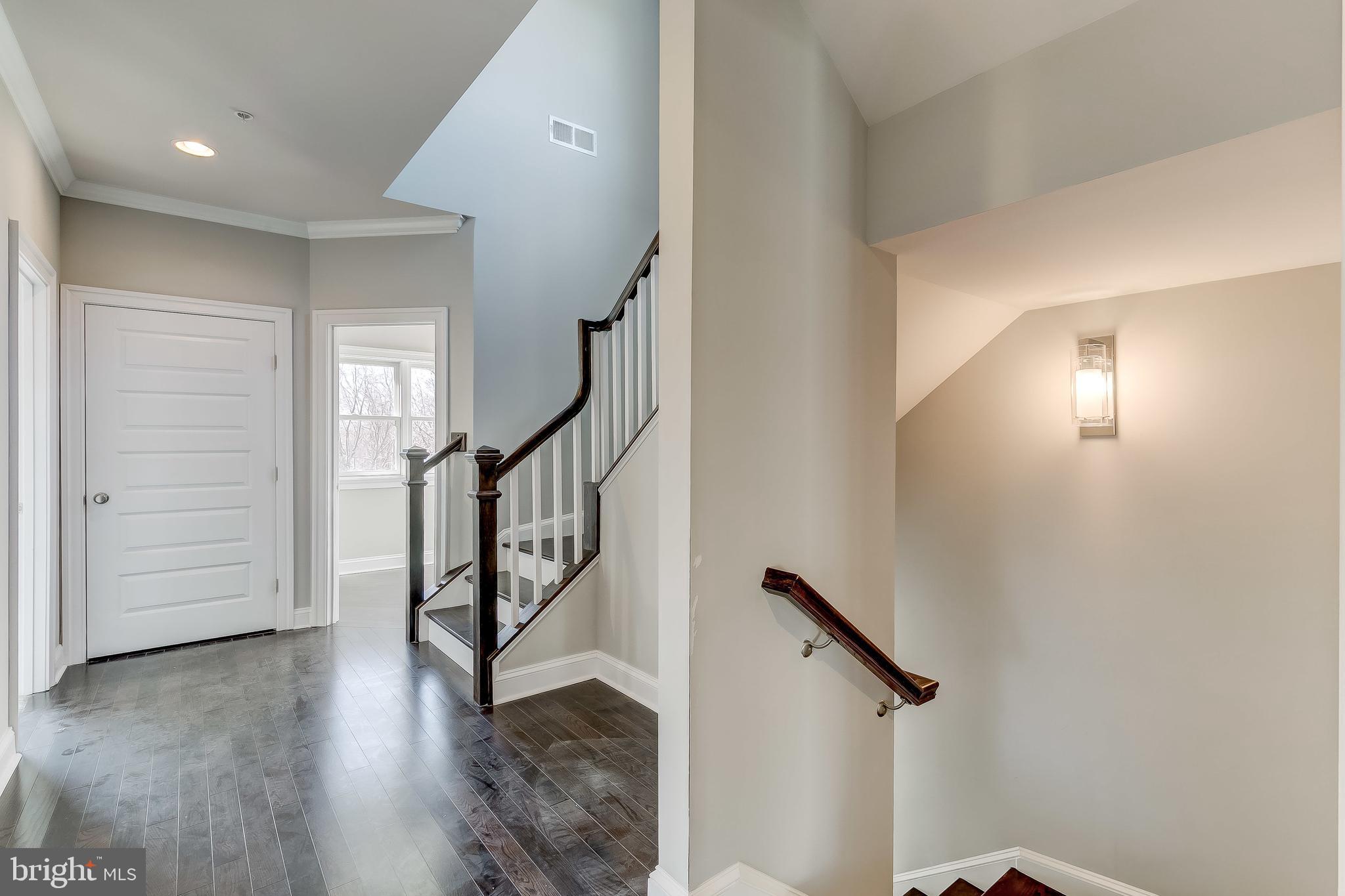 BOWLEYS QUARTERS - Residential