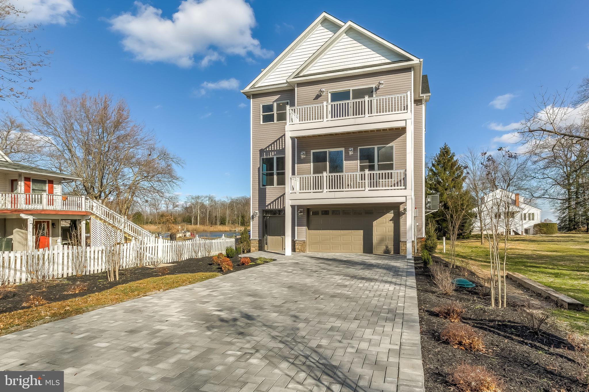 BOWLEYS QUARTERS - Residential