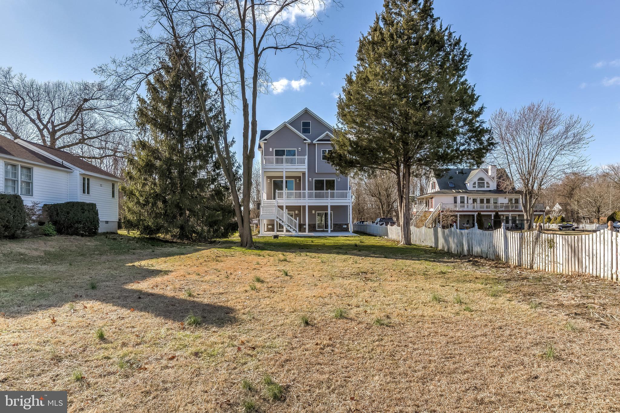 BOWLEYS QUARTERS - Residential