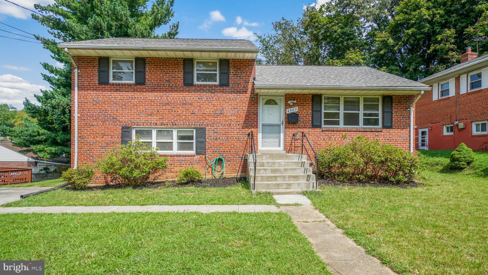 FRANKLIN PARK - Residential Lease