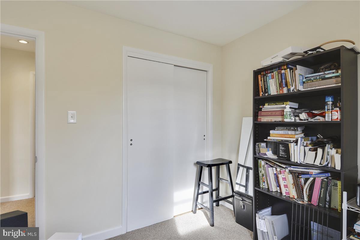 FRANKLIN PARK - Residential Lease