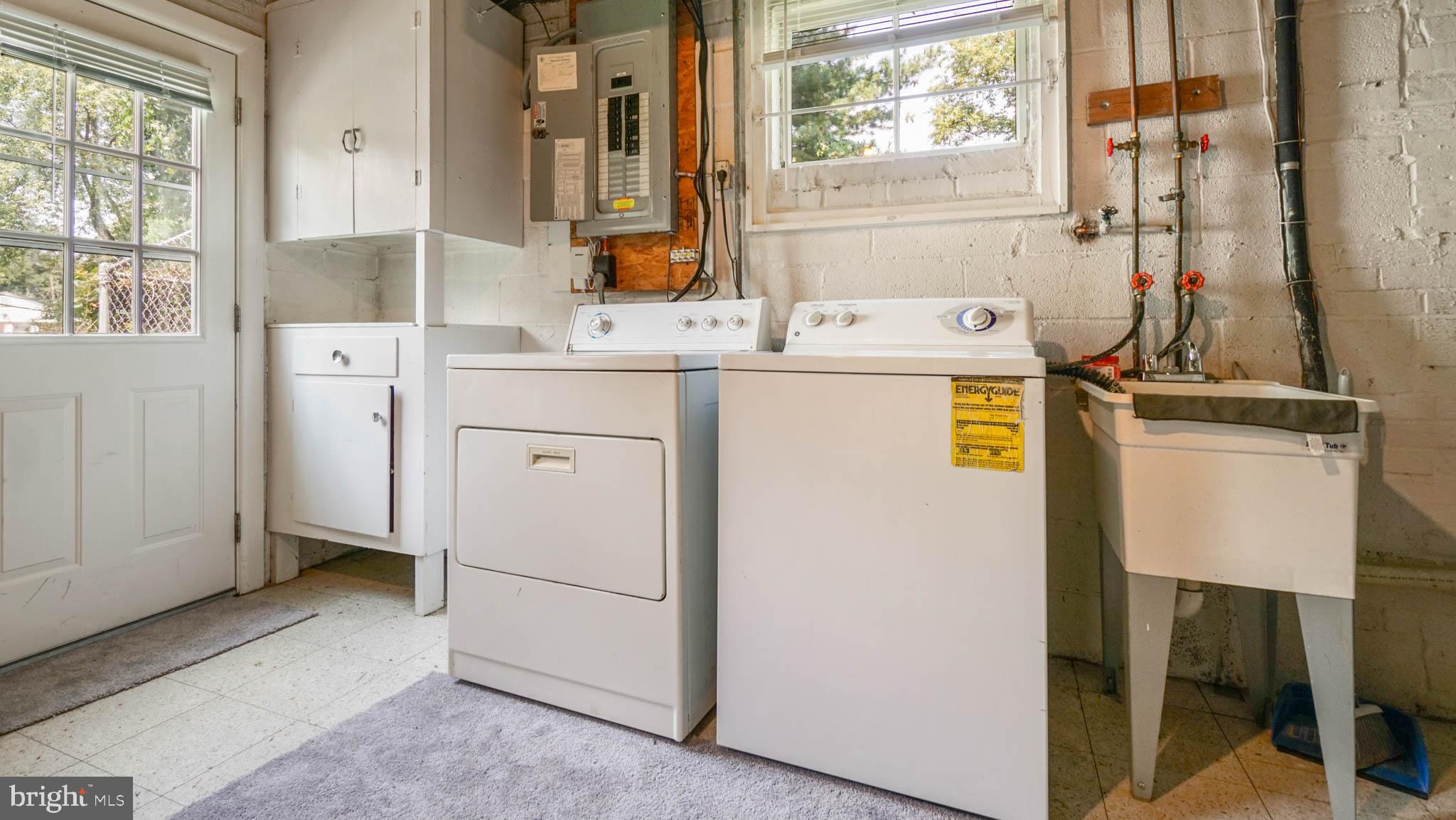 FRANKLIN PARK - Residential Lease