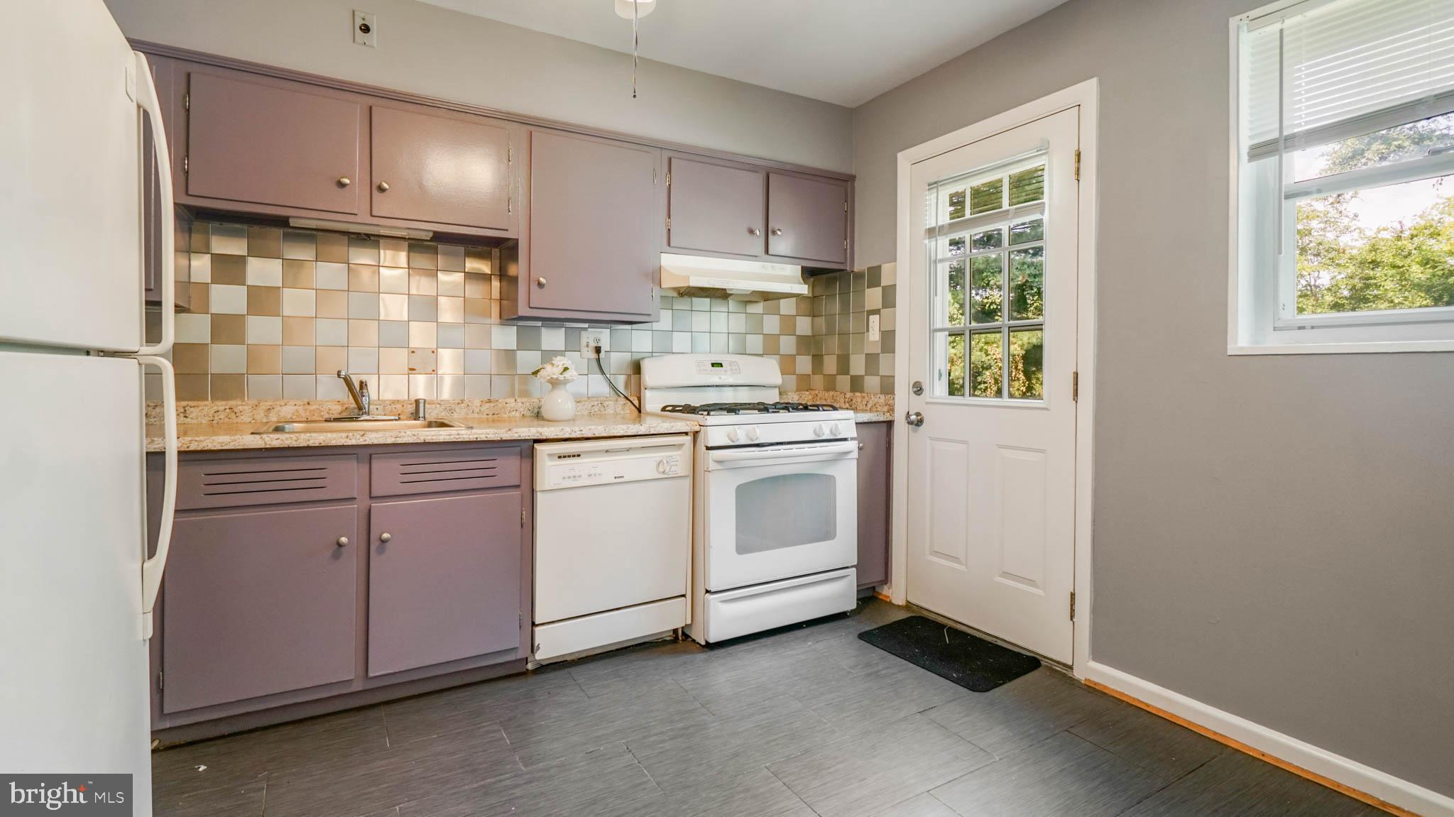 FRANKLIN PARK - Residential Lease