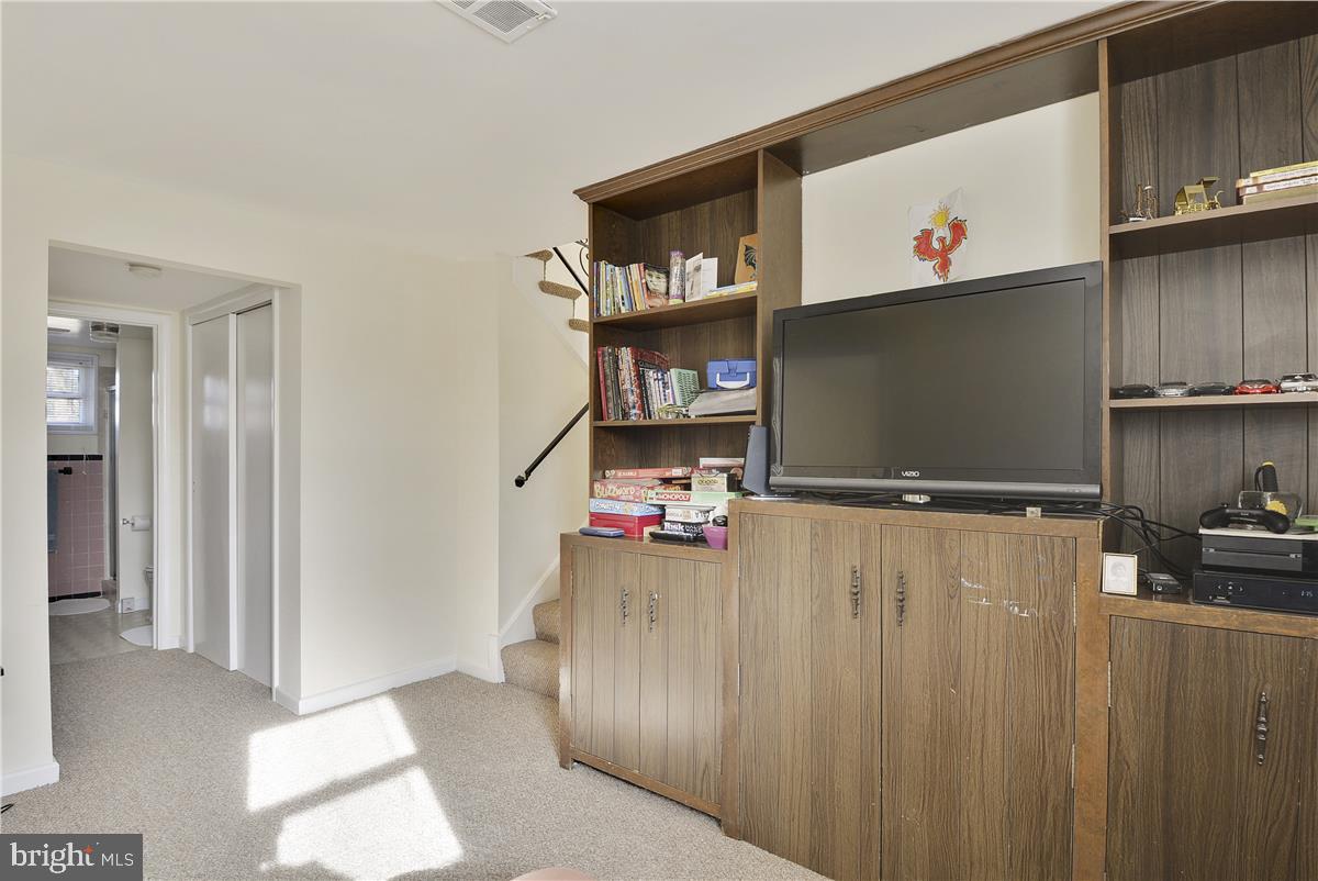 FRANKLIN PARK - Residential Lease