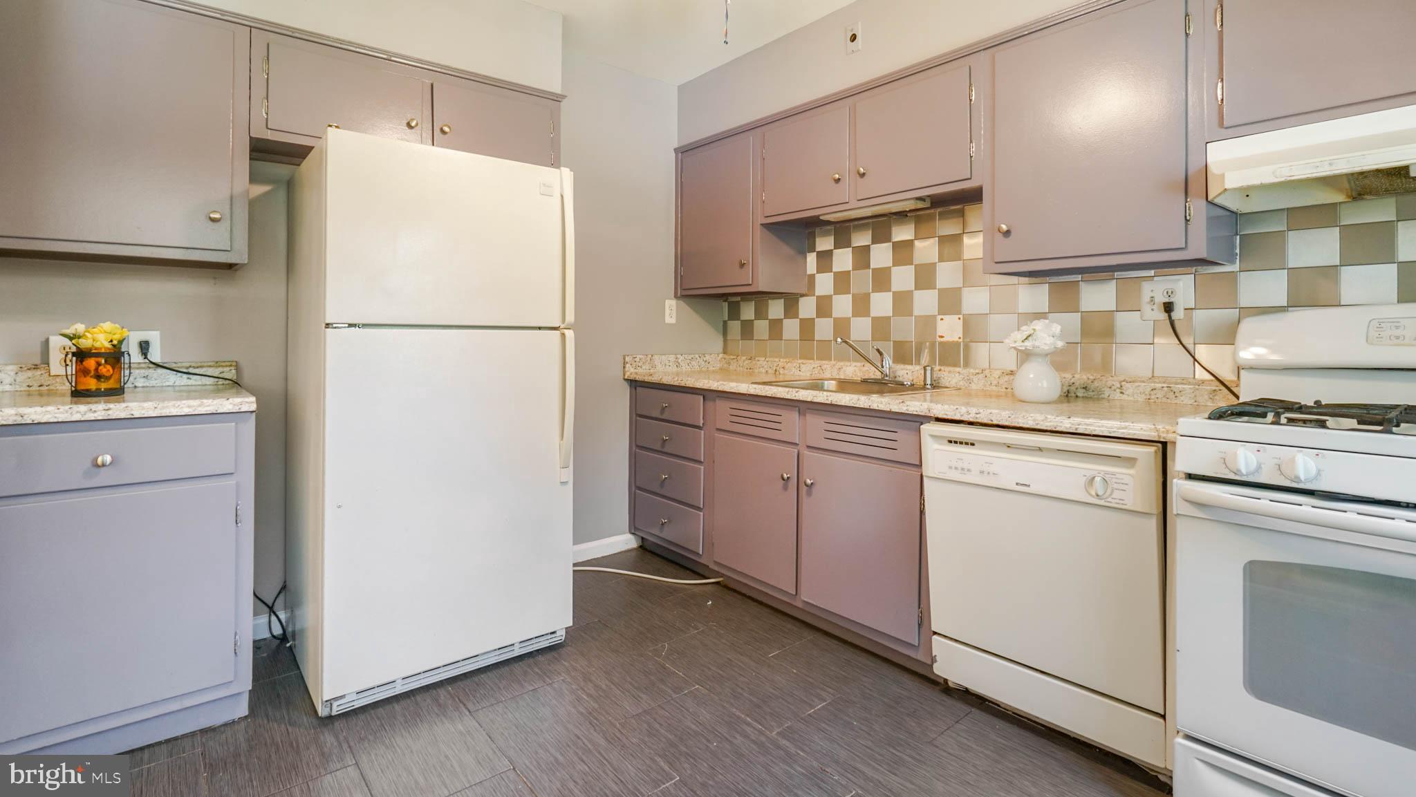 FRANKLIN PARK - Residential Lease