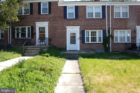 MLS: MDBC2158976