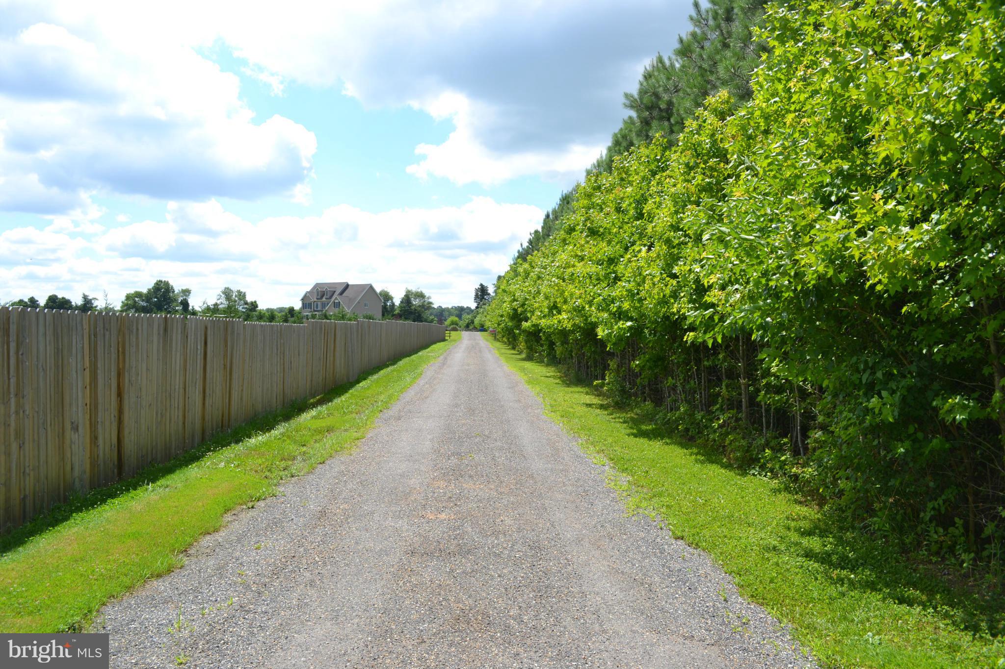CENTREVILLE - Residential