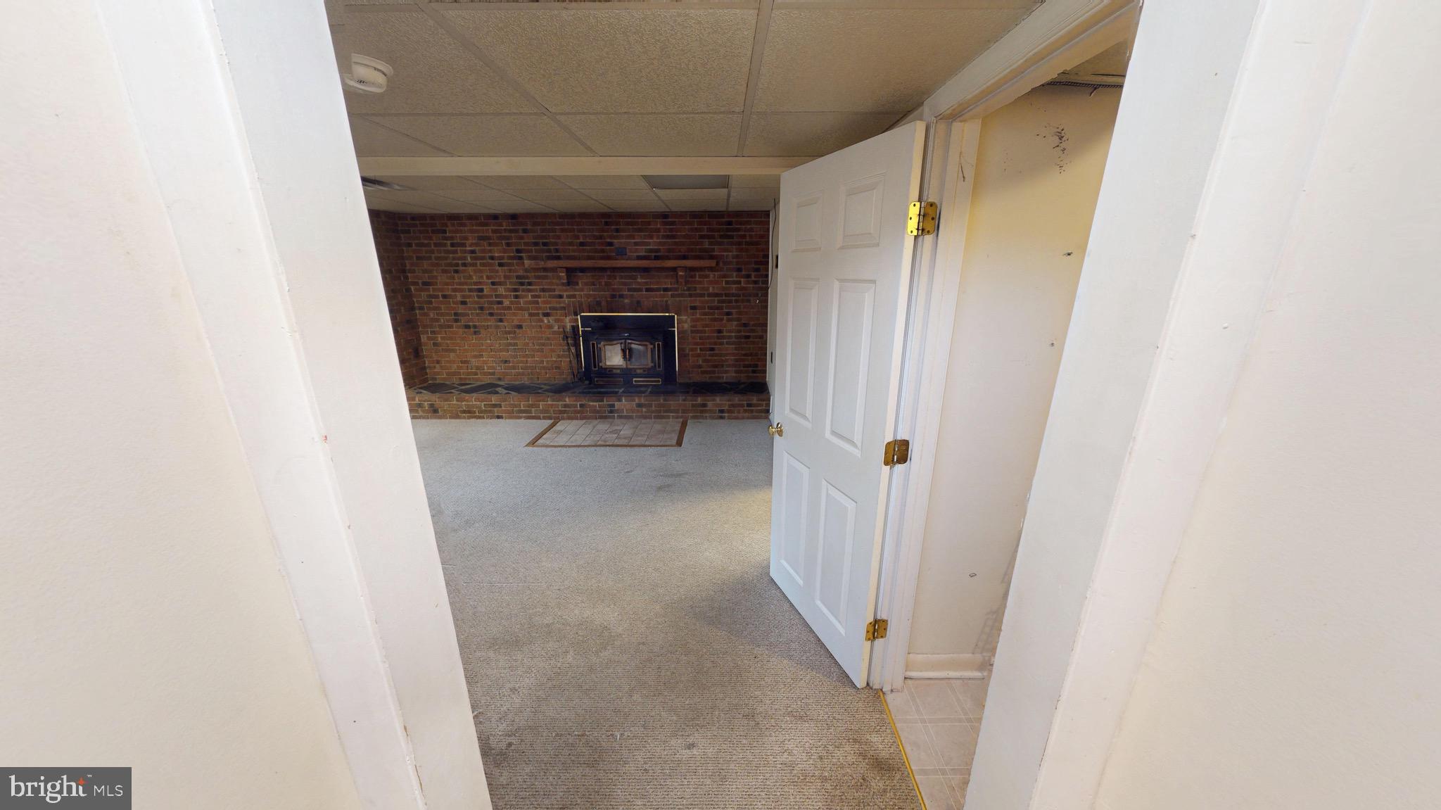 COUNTRY ROAD ESTATES - Residential