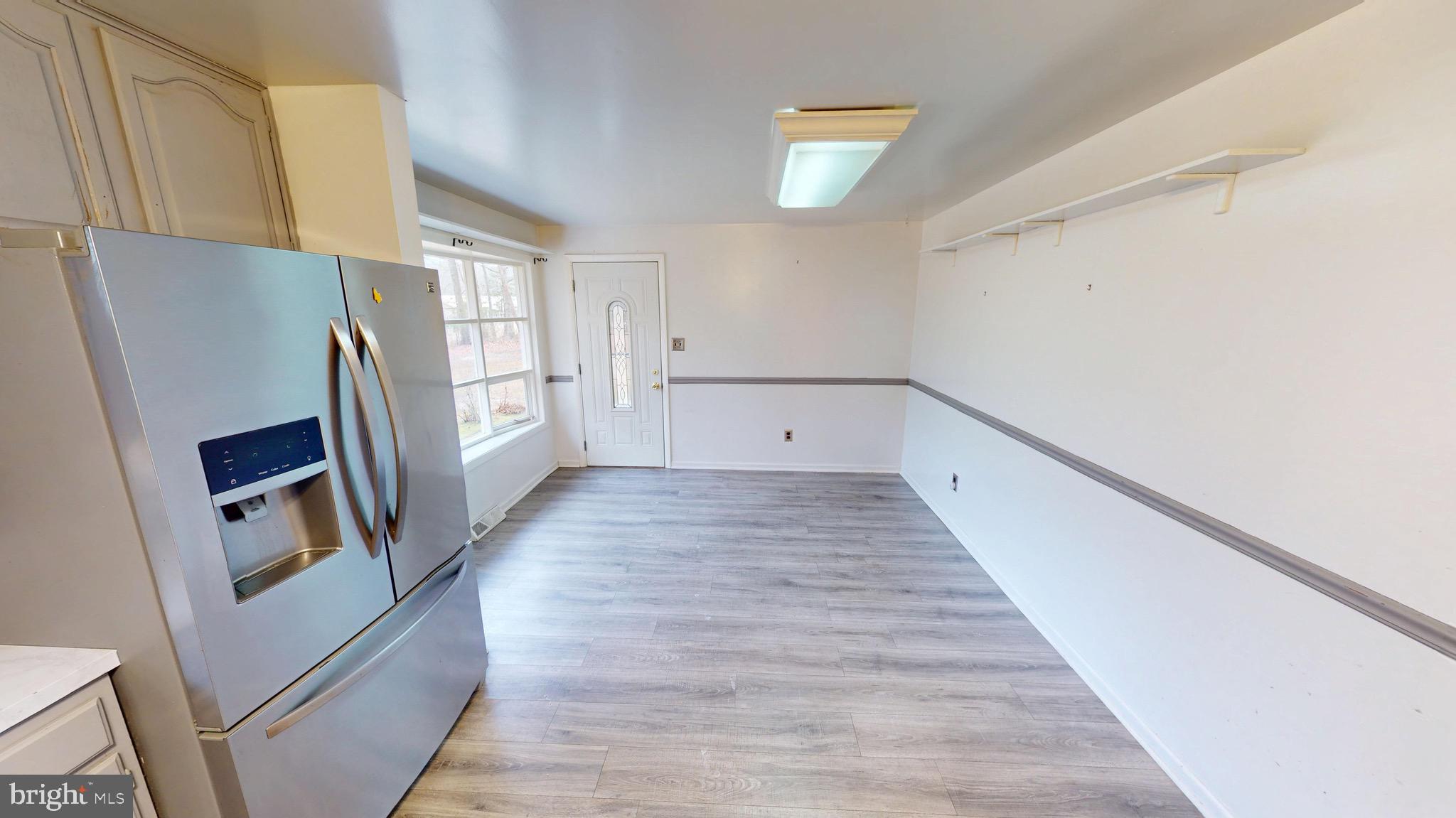 COUNTRY ROAD ESTATES - Residential