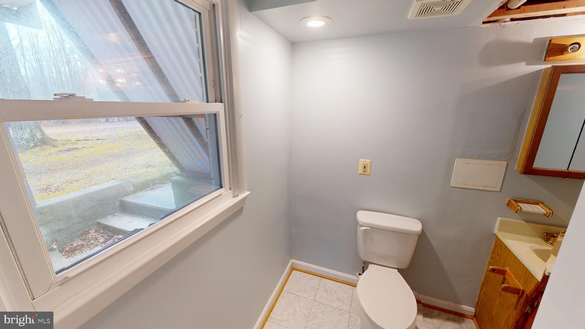 COUNTRY ROAD ESTATES - Residential