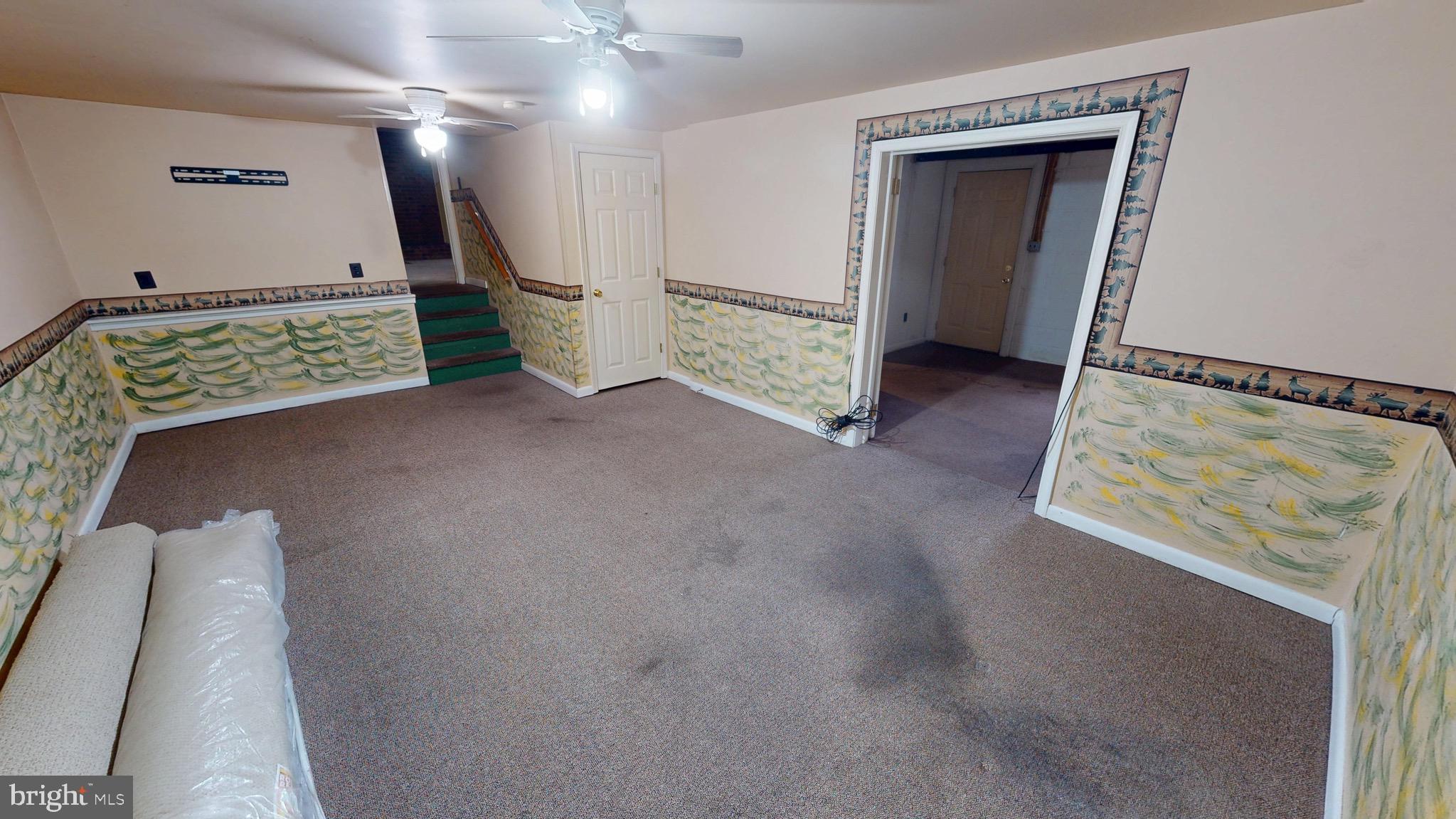 COUNTRY ROAD ESTATES - Residential