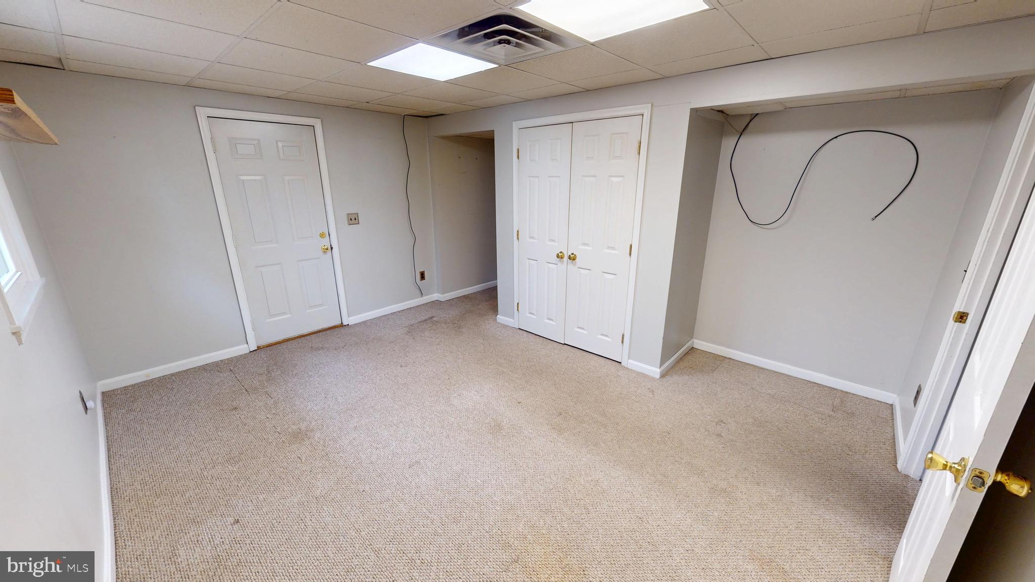 COUNTRY ROAD ESTATES - Residential