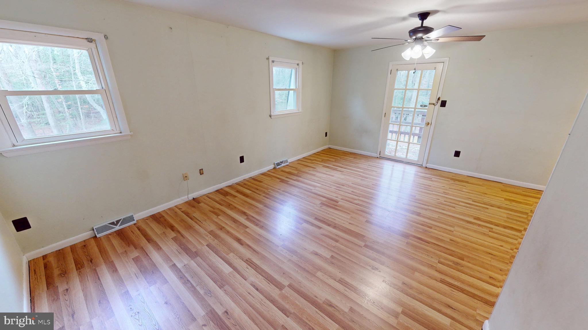 COUNTRY ROAD ESTATES - Residential