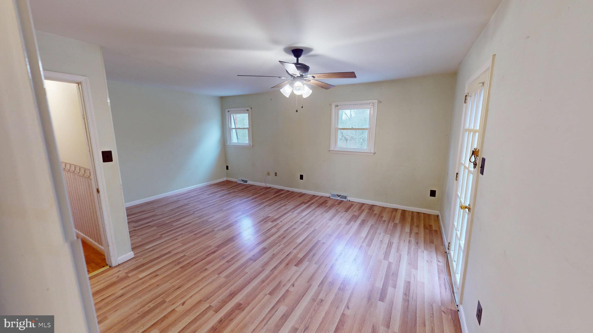 COUNTRY ROAD ESTATES - Residential