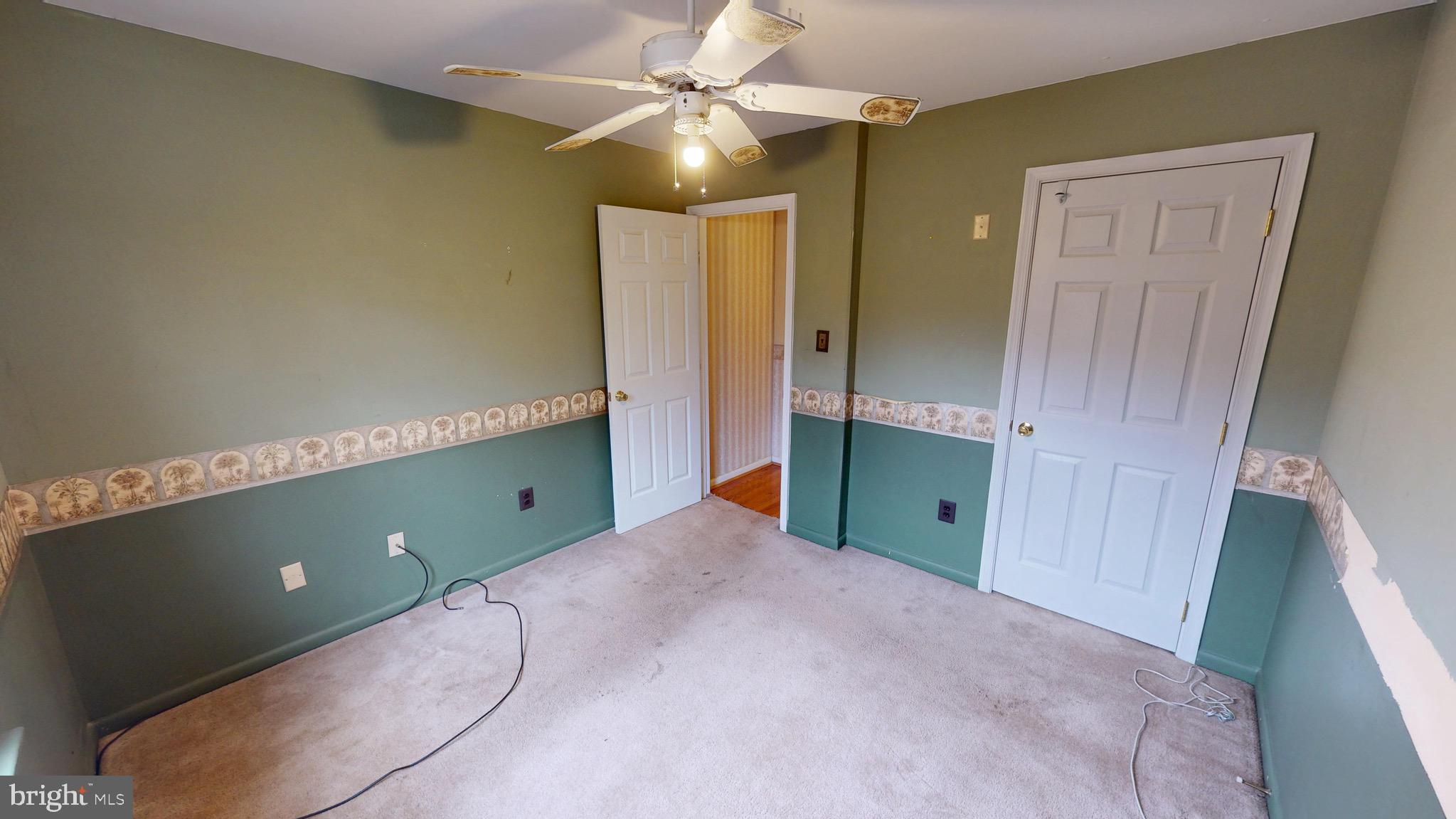 COUNTRY ROAD ESTATES - Residential