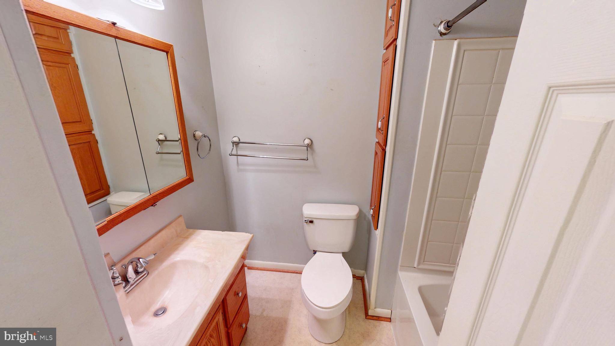 COUNTRY ROAD ESTATES - Residential