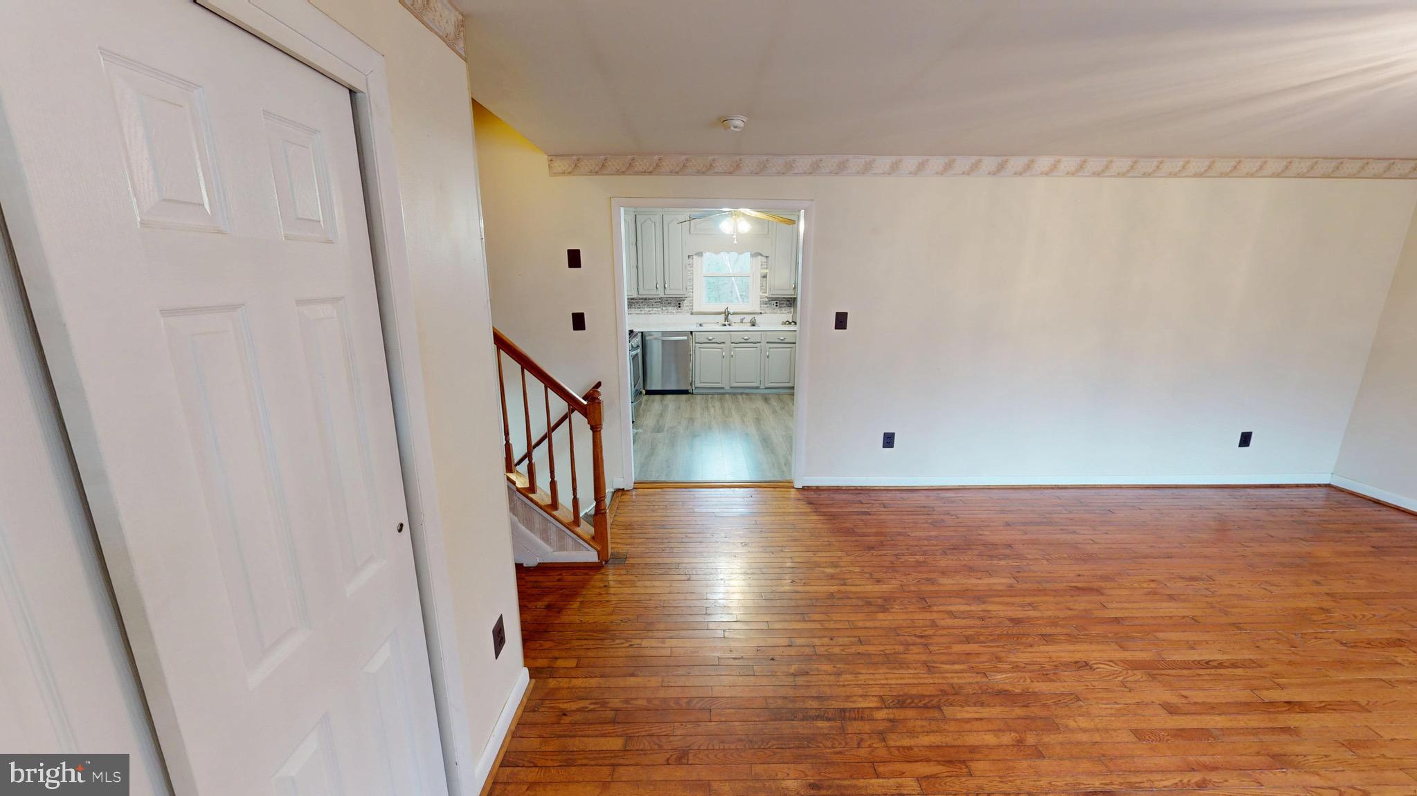 COUNTRY ROAD ESTATES - Residential