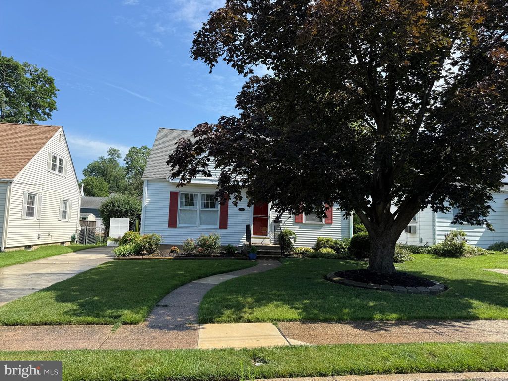 Photo of 1509 Chestnut Avenue, HADDON HEIGHTS, NJ 08035 (MLS # NJCD2101256)