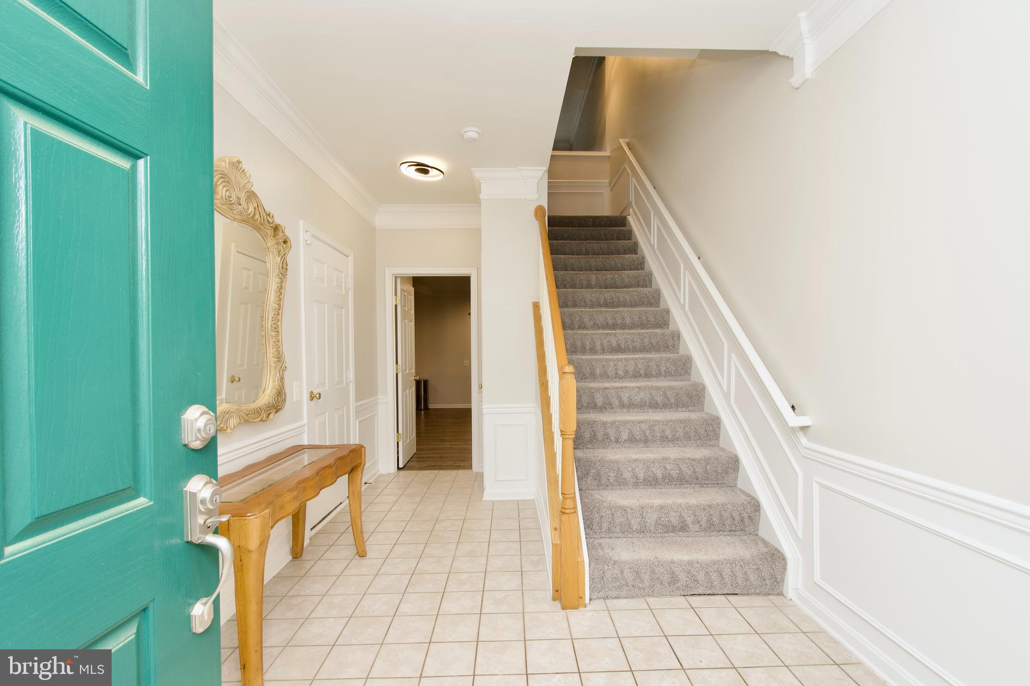 22488 MAISON CARREE