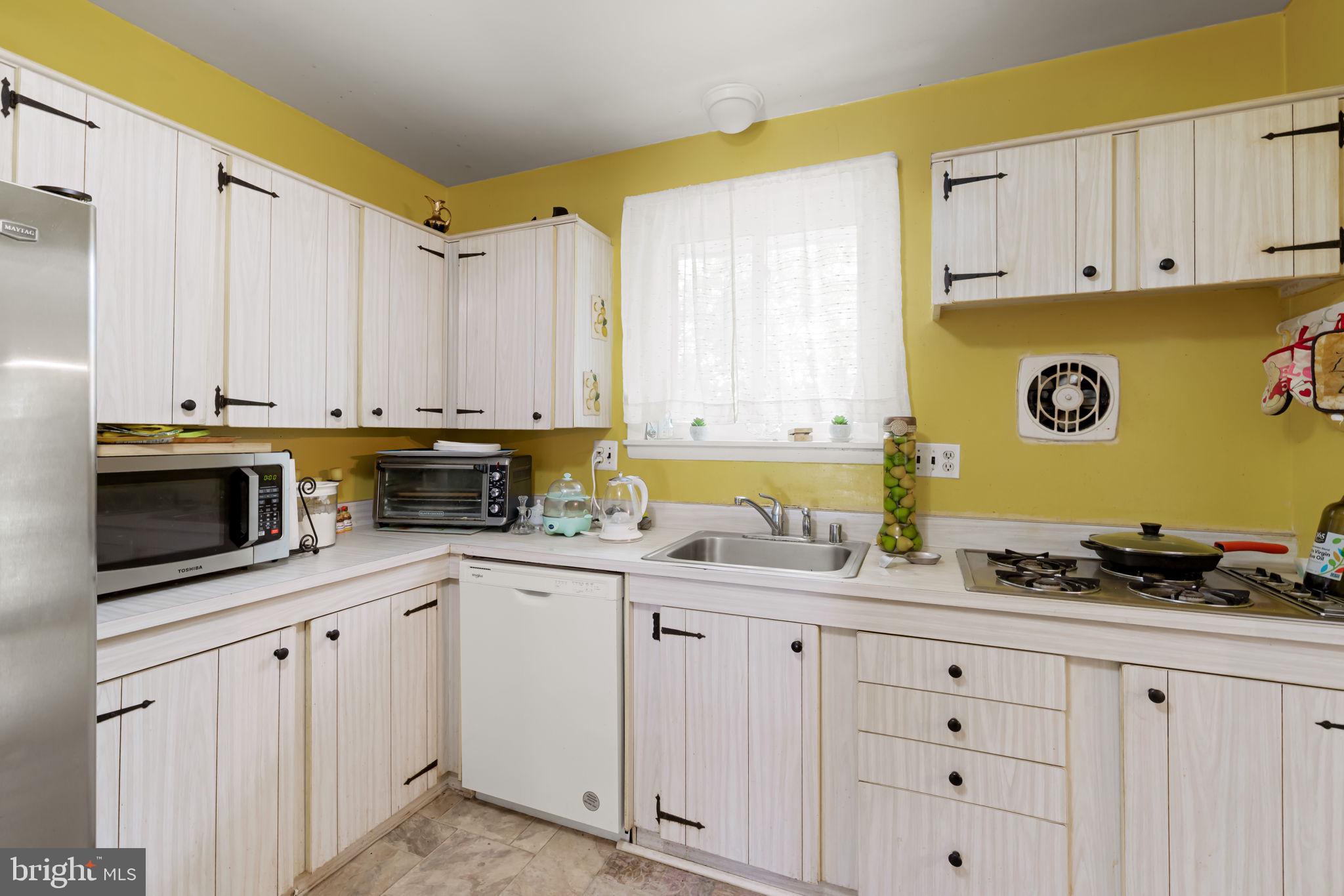 TOR-BRYAN ESTATES - Residential