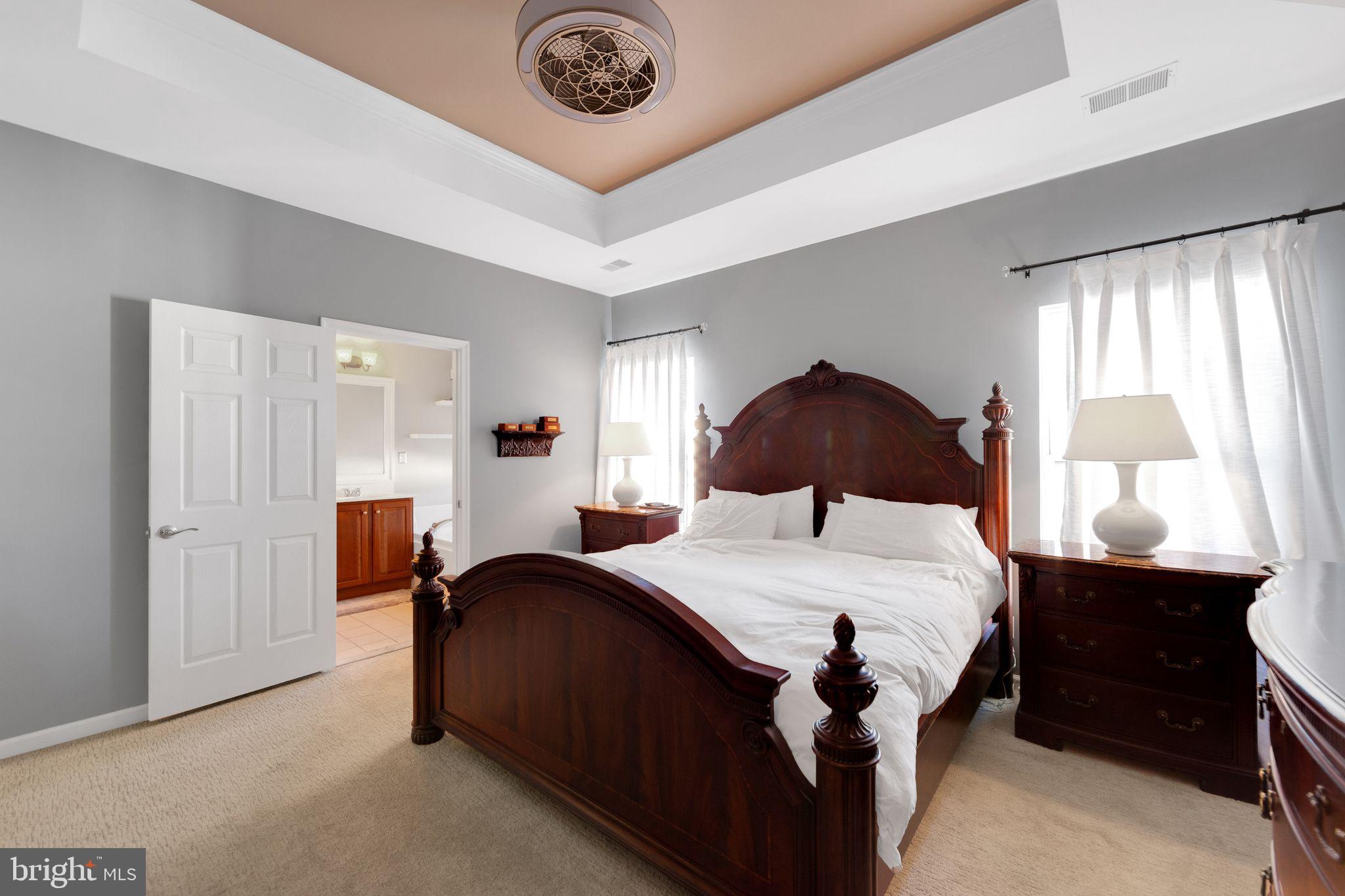 NORTHRIDGE VILLAGE - Residential