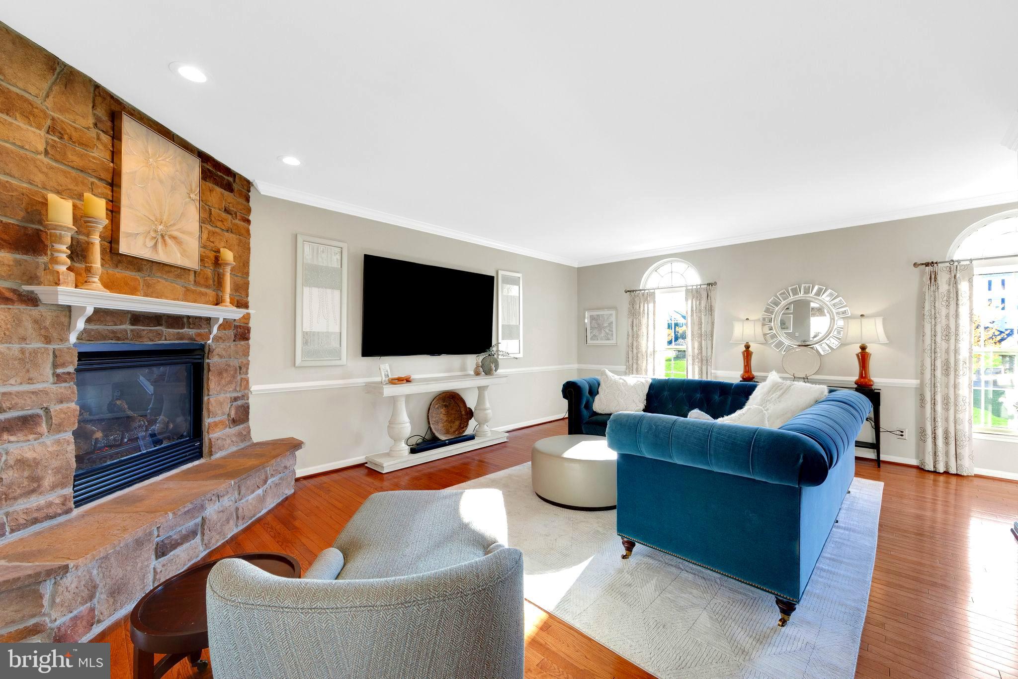 NORTHRIDGE VILLAGE - Residential