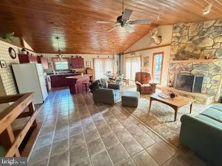 WOODS AT TALYOR LAKE - Residential