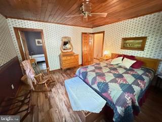 WOODS AT TALYOR LAKE - Residential