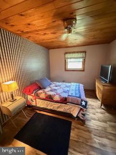 WOODS AT TALYOR LAKE - Residential