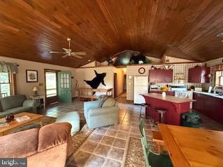 WOODS AT TALYOR LAKE - Residential