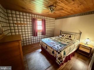 WOODS AT TALYOR LAKE - Residential