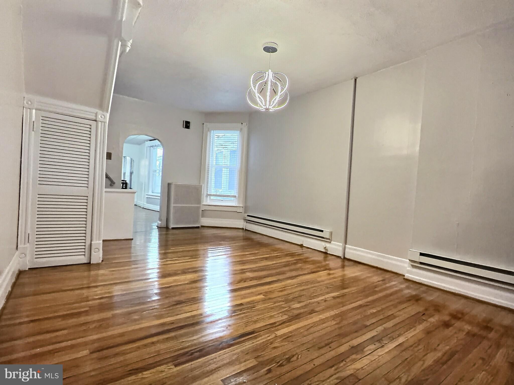 148 W GREENWICH STREET