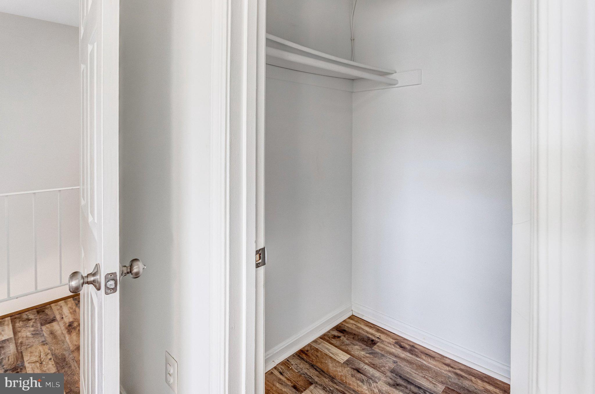 WILLIAMSTOWN - Residential