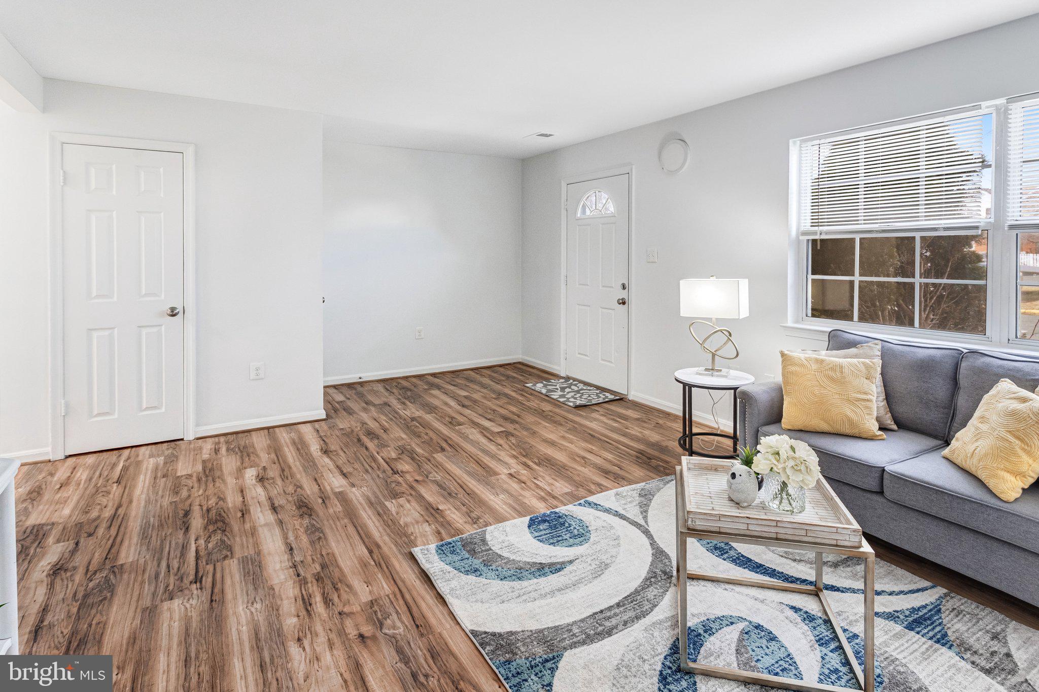 WILLIAMSTOWN - Residential