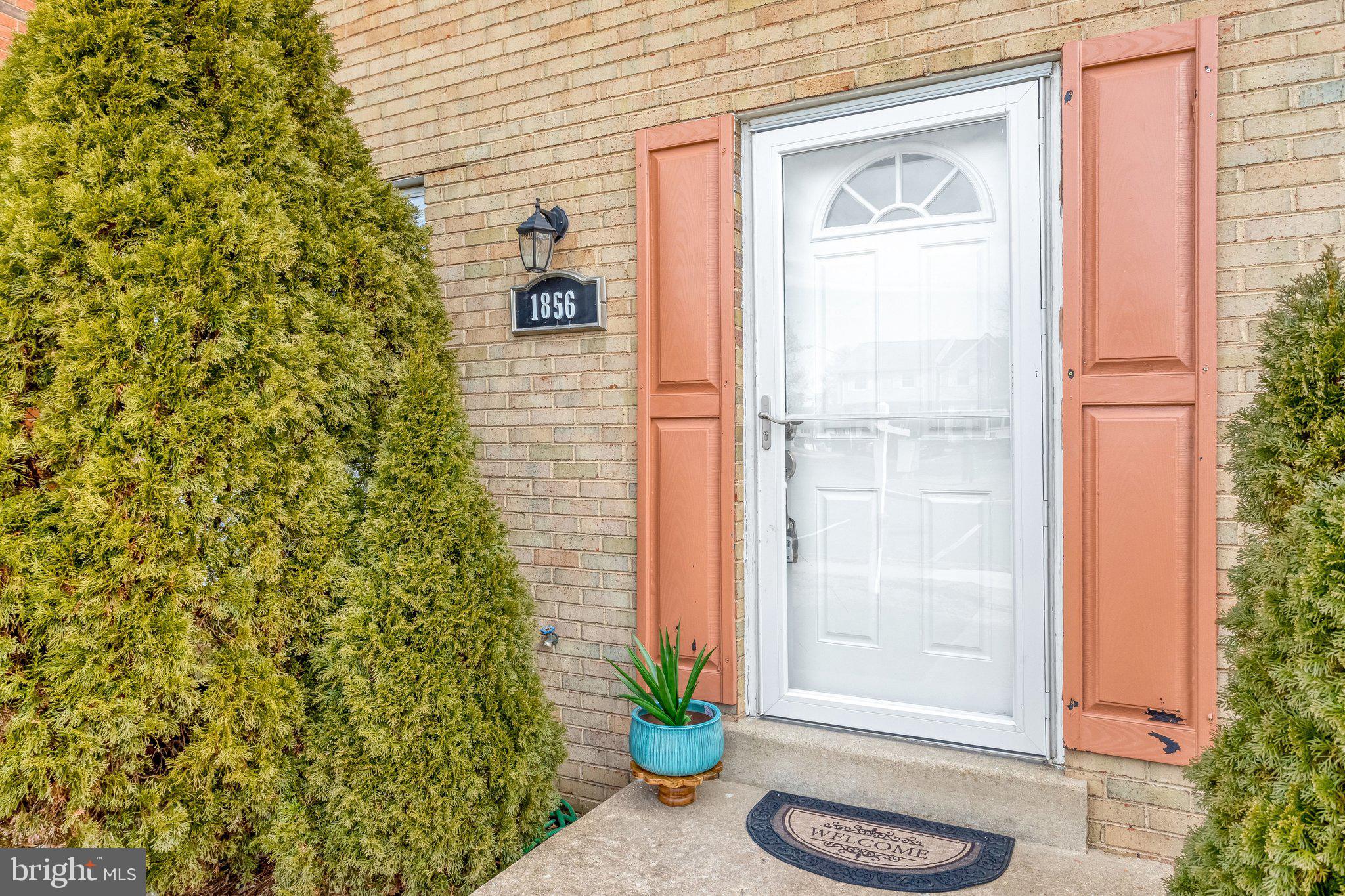 WILLIAMSTOWN - Residential