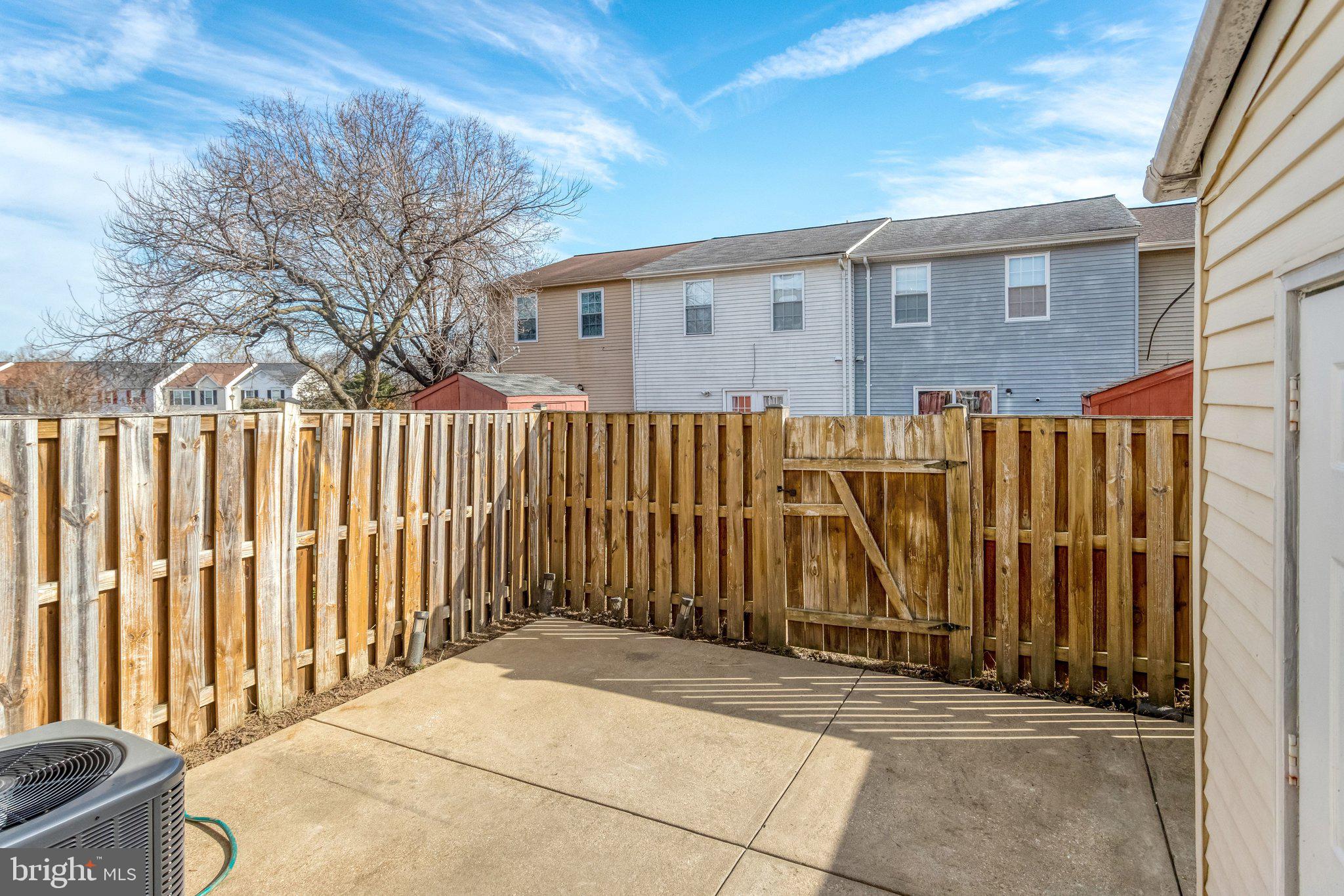 WILLIAMSTOWN - Residential