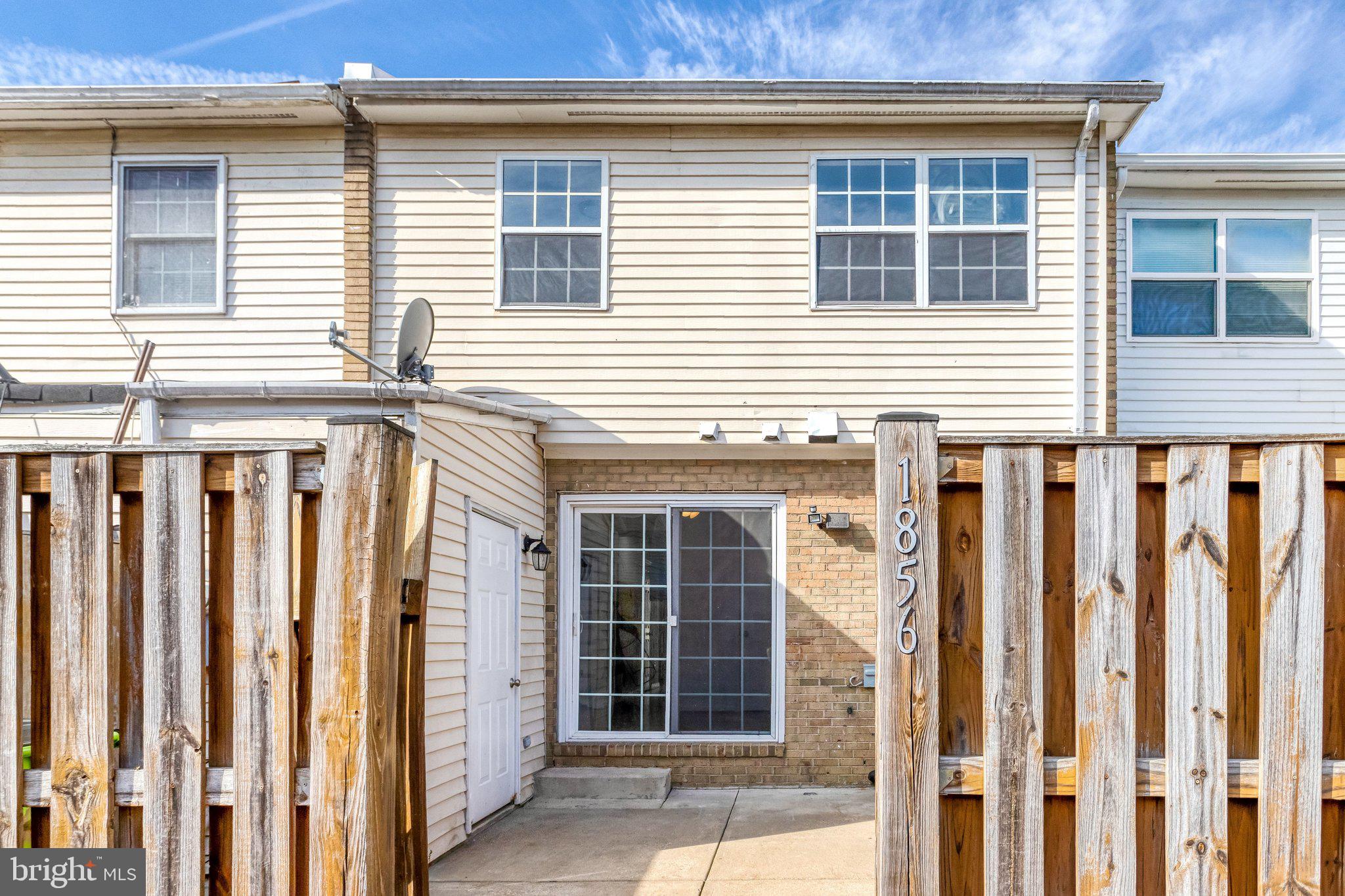 WILLIAMSTOWN - Residential