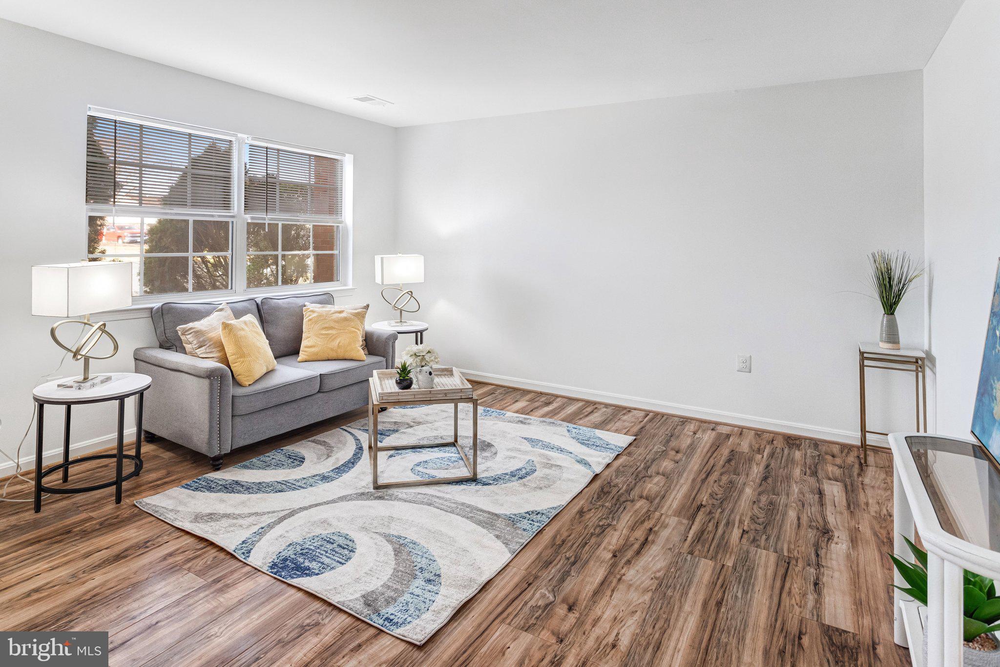 WILLIAMSTOWN - Residential