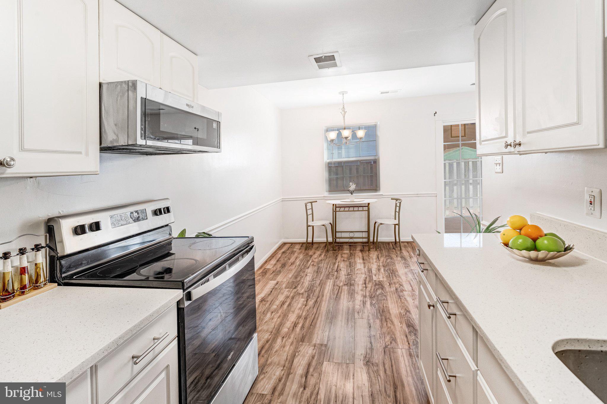 WILLIAMSTOWN - Residential