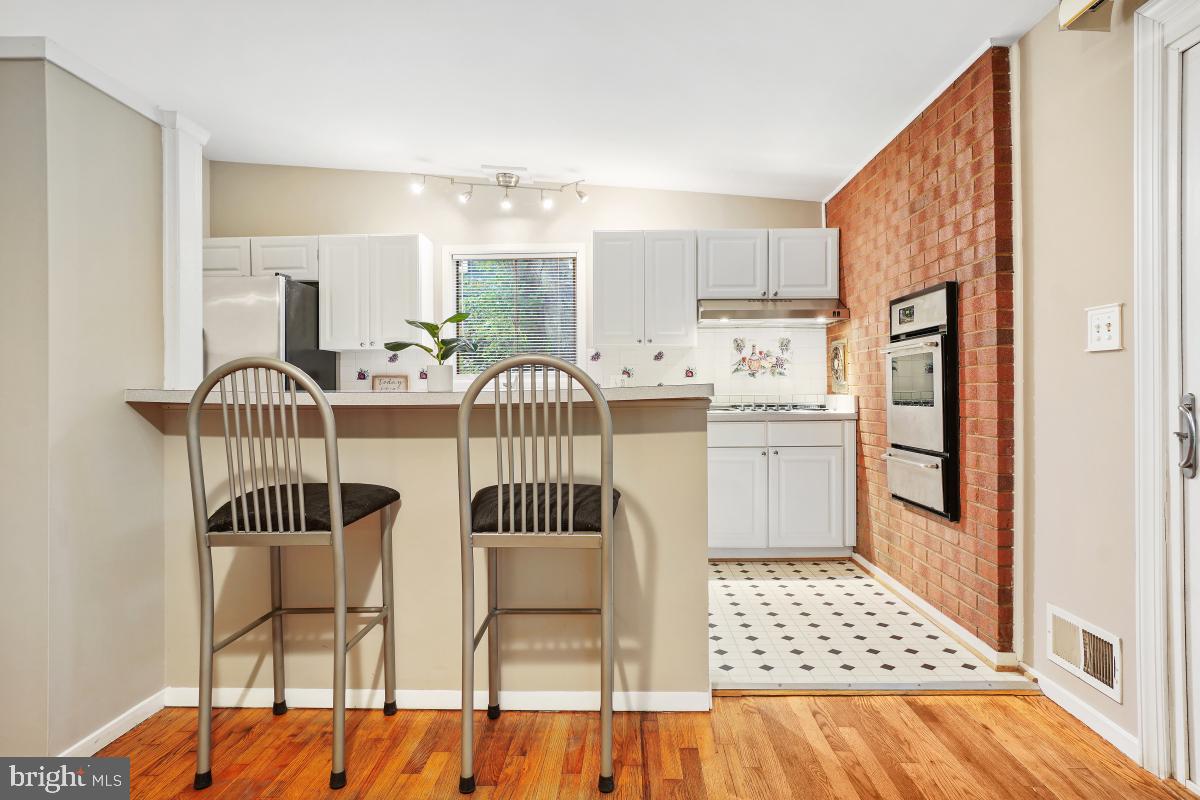 TWINBROOK FOREST - Residential