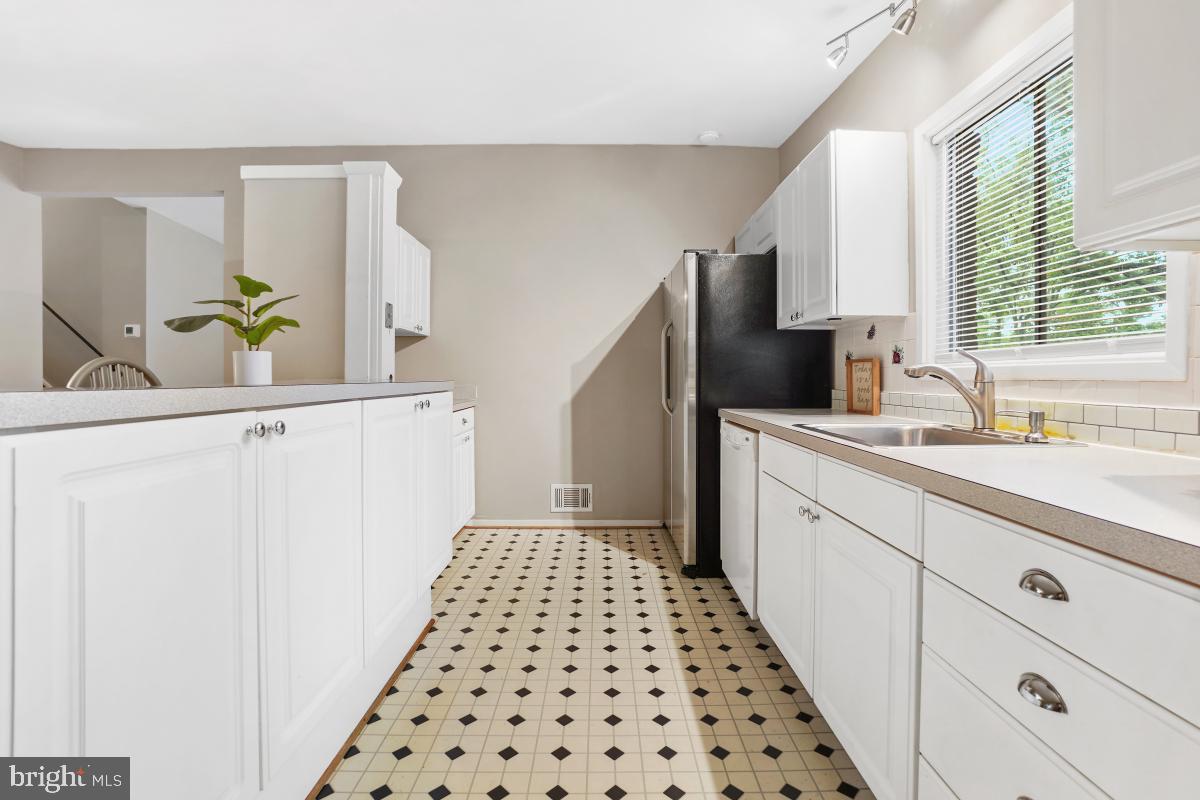 TWINBROOK FOREST - Residential