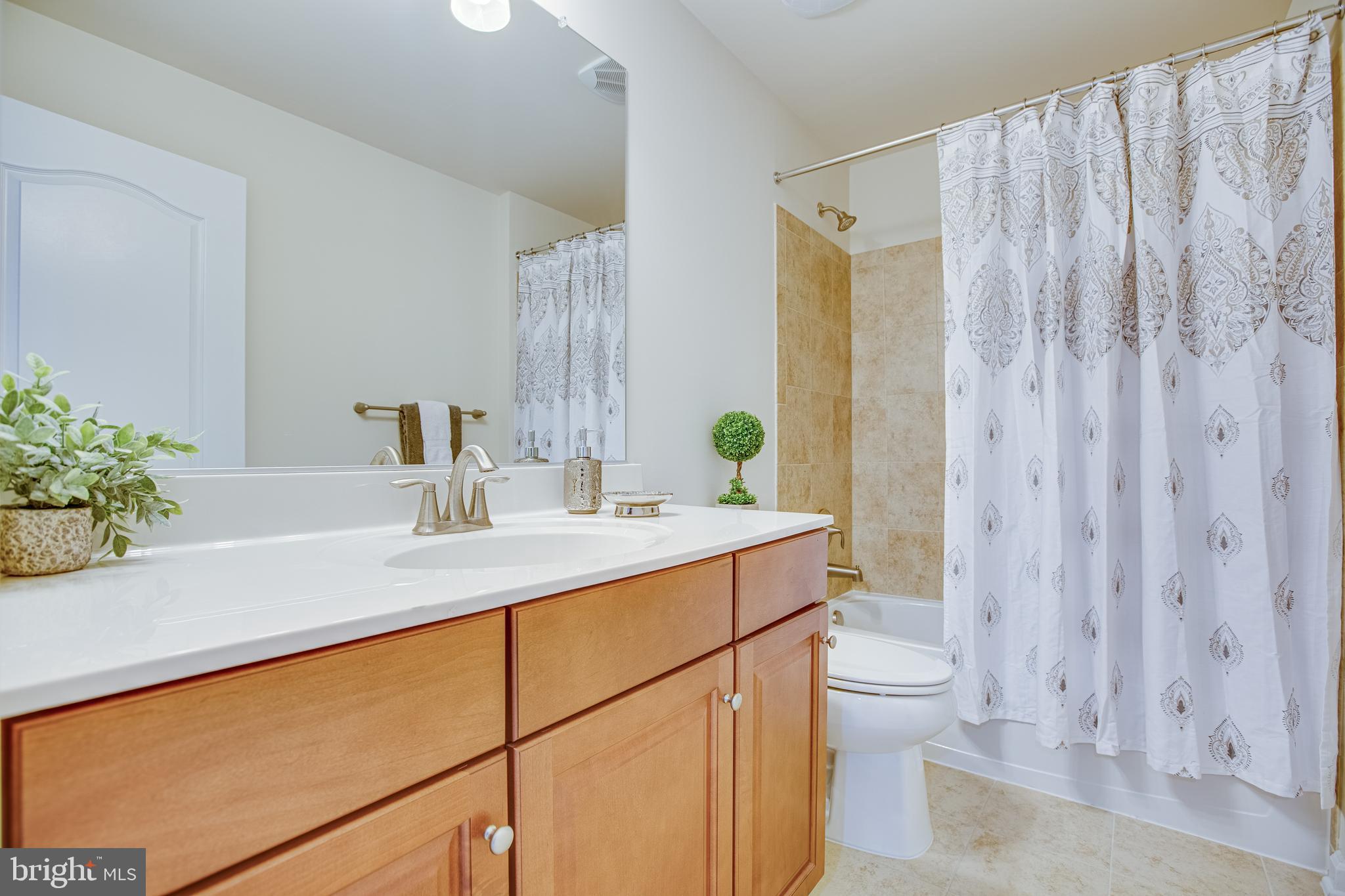 VIRGINIA HERITAGE AT LEE'S PARK - Residential