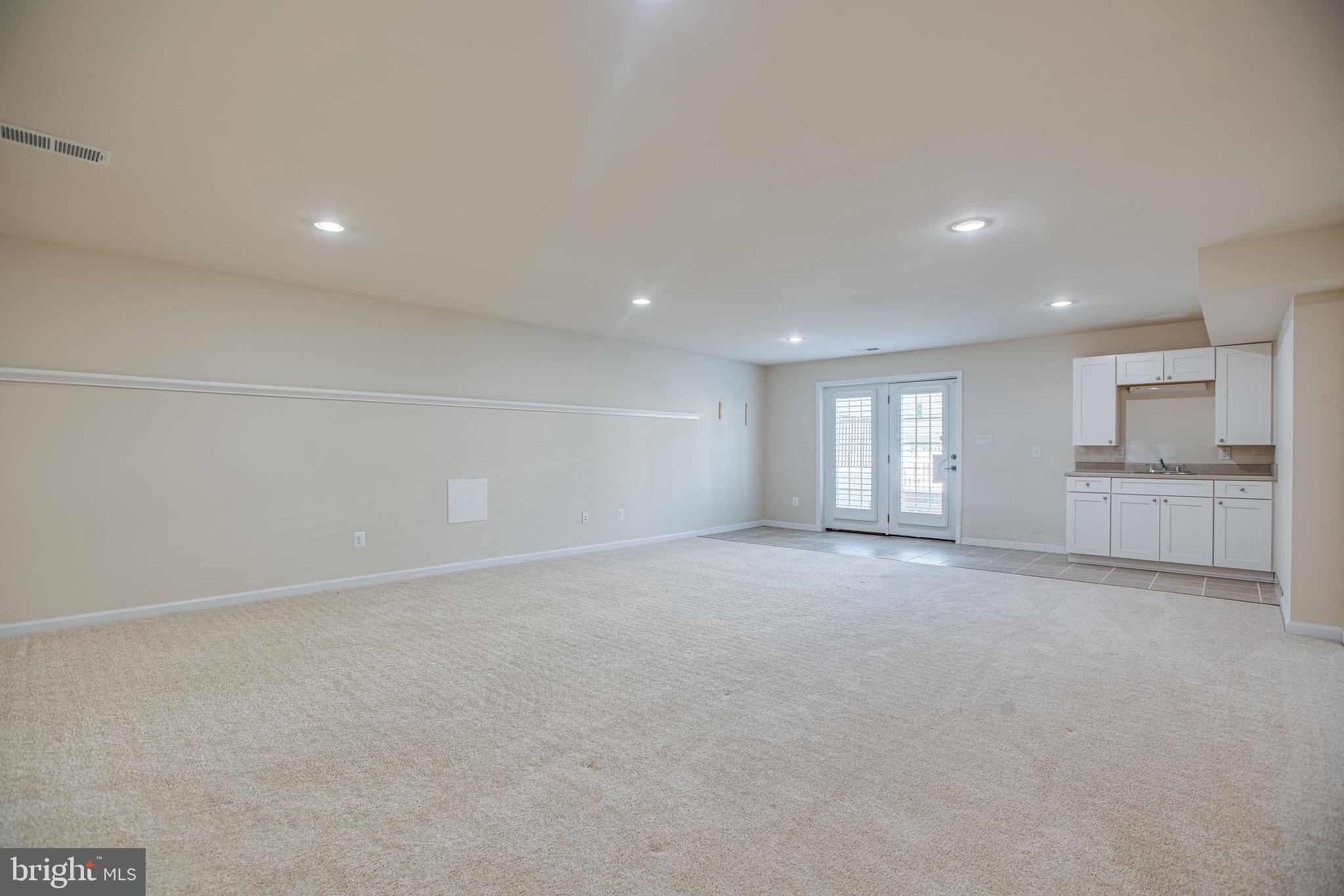 VIRGINIA HERITAGE AT LEE'S PARK - Residential