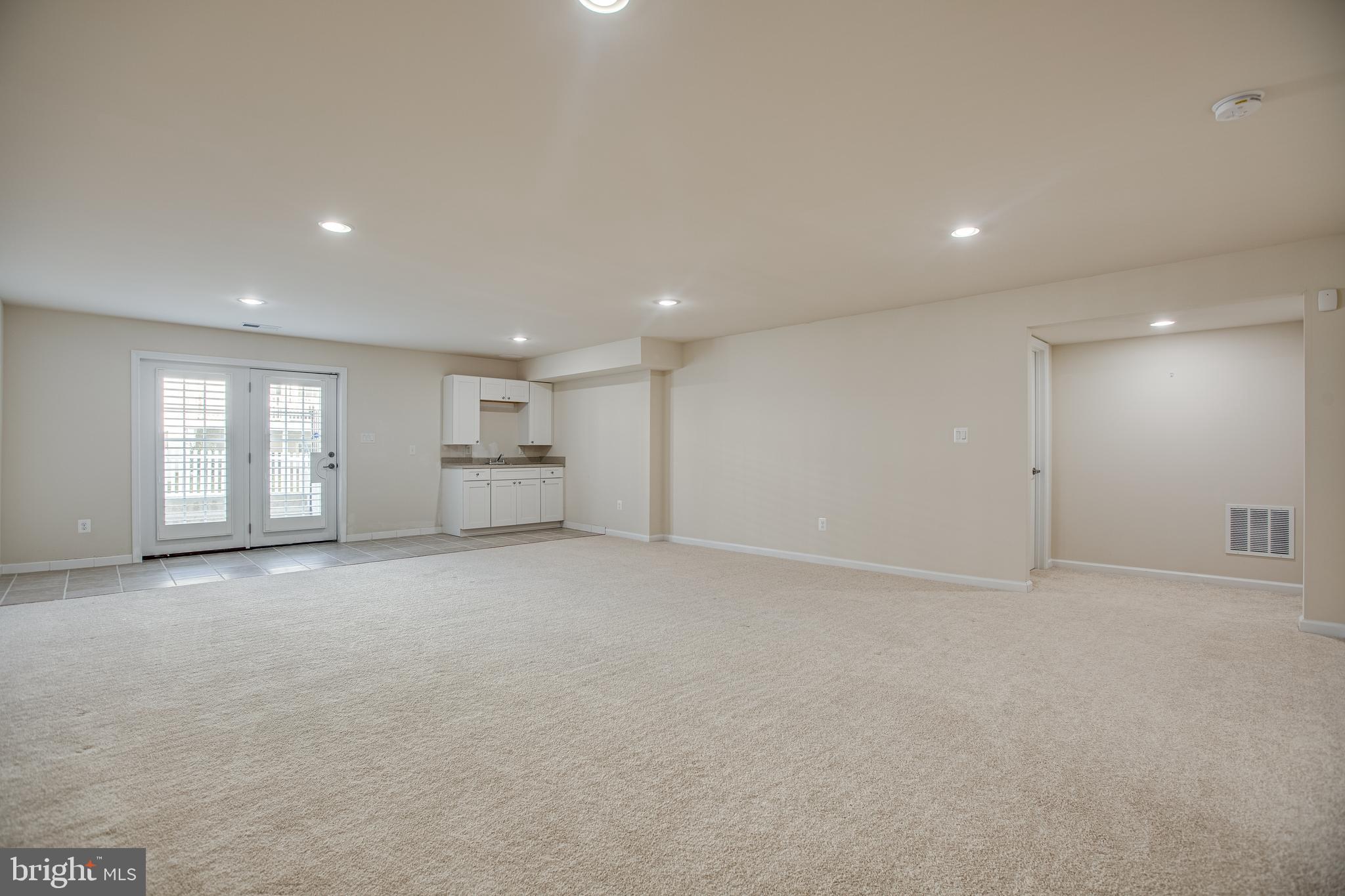 VIRGINIA HERITAGE AT LEE'S PARK - Residential