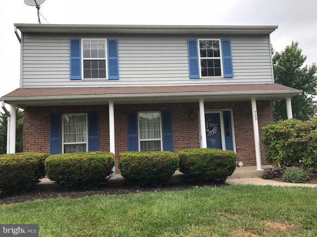 ROBERTS FIELD - Residential